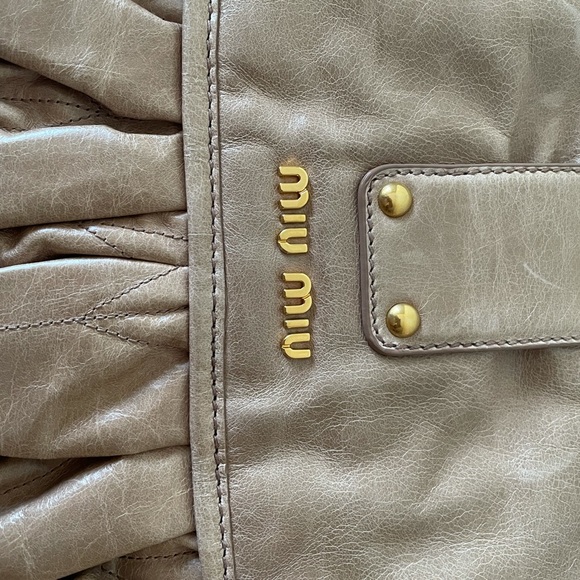 Miu Miu Coffer in Cammeo - Picture 6 of 8